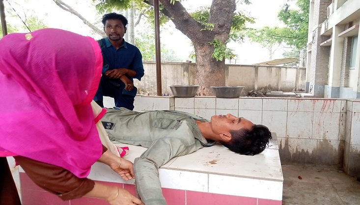 গাংনীতে যুবকের আত্মহত্যার চেষ্টা