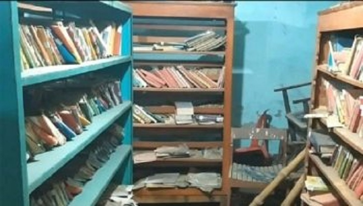নানা সংকটে গাংনী উপজেলা পাবলিক লাইব্রেরি