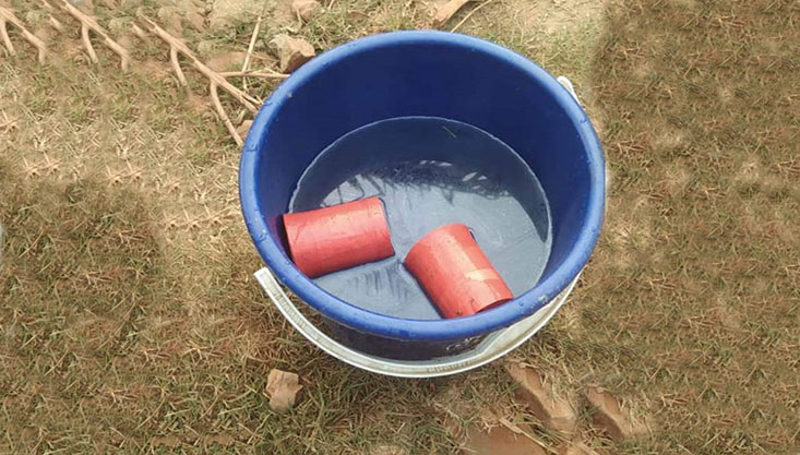 গাংনীতে বোমা সদৃশ্য বস্তু উদ্ধার