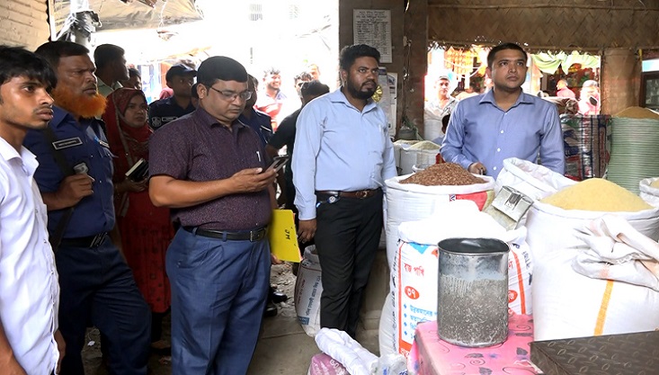 মেহেরপুরে বাজার নিয়ন্ত্রণে অভিযান