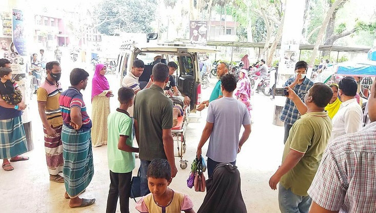 গাংনীতে সম্পত্তি না পেয়ে পিতাকে কুপিয়ে হত্যা চেষ্টা চালিয়েছে দুই পুত্র