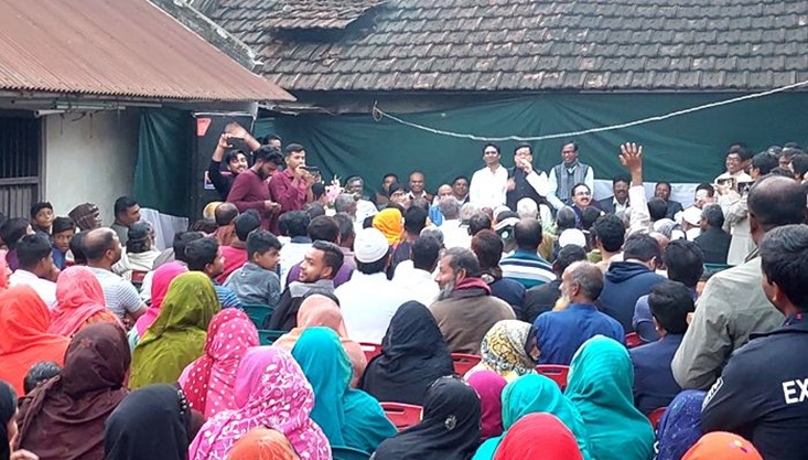 আচরণবিধি লঙ্ঘনের অভিযোগে জনপ্রশাসন প্রতিমন্ত্রীকে কারণ দর্শানোর নোটিশ