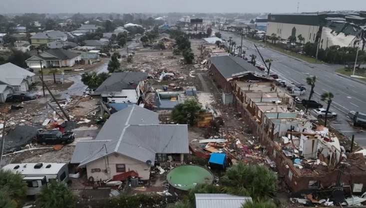 যুক্তরাষ্ট্রে শক্তিশালী ঝড়ে নিহত ৩, বিদ্যুৎ বিচ্ছিন্ন ৬ লাখের বেশি ঘর