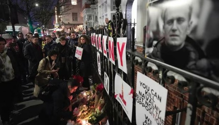 নাভালনির মৃত্যুতে বিশ্বজুড়ে বিক্ষোভ