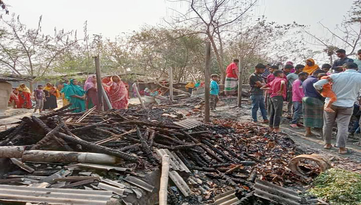 কালাচাঁদপুরে ভয়াবহ অগ্নিকাণ্ড