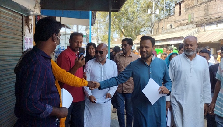 ৩১ দফা কর্মসূচি বাস্তবায়নে গাংনীতে জেলা বিএনপির লিফলেট বিতরণ