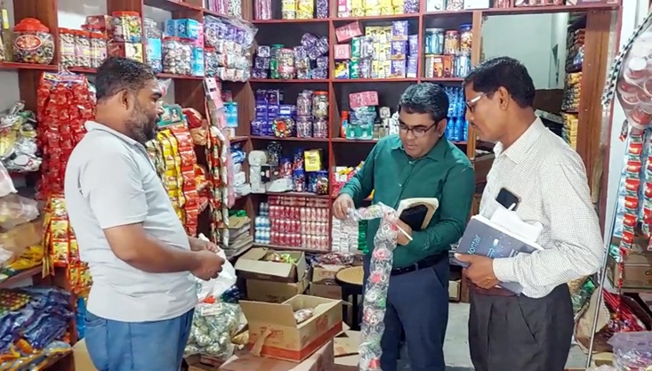 মেহেরপুরে ভোক্তা অধিকারের অভিযানে ৩ প্রতিষ্ঠানে জরিমানা