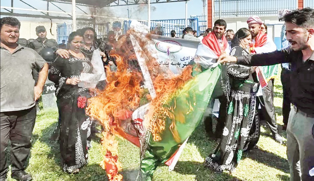 ইরানের বিক্ষোভে অন্তত ৭৬ জন নিহত