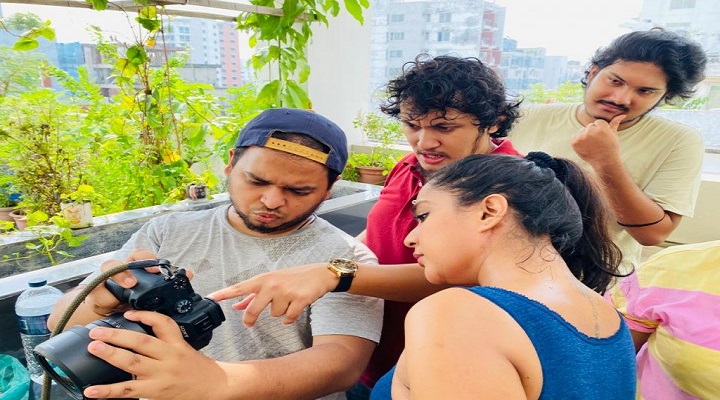 এবার মমকে একসঙ্গে দেখা যাবে দশ রূপে