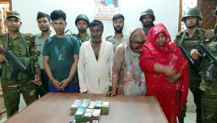 মেহেরপুরে মাদকবিরোধী অভিযানে স্বামী-স্ত্রী ও শ্বশুর-শাশুড়িসহ আটক-৫