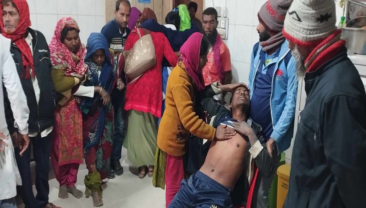 গাংনীতে বালি নেয়াকে কেন্দ্র করে দু’পক্ষের সংঘর্ষে আহত-৫