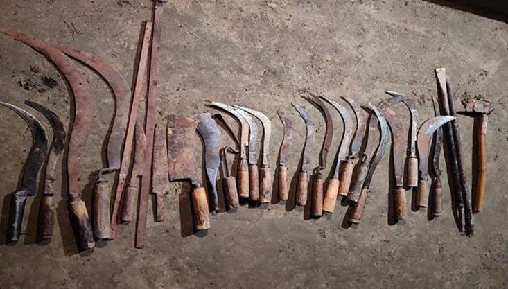 মেহেরপুরে আওয়ামী লীগ-যুবলীগের ২ নেতা আটক, দেশীয় অস্ত্র ও গুলি উদ্ধার