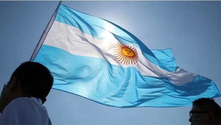 ৬ মাস আগেই কাতারে আর্জেন্টাইন সমর্থক!