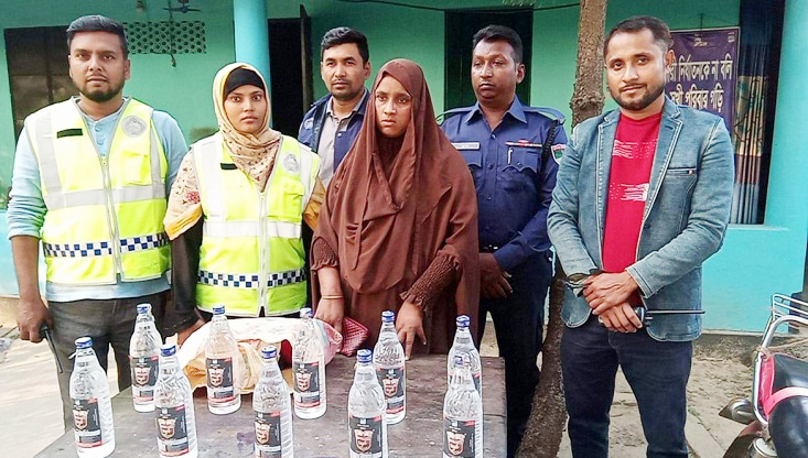 মেহেরপুরে ১০ বোতল মদসহ নারী আটক