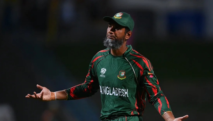 ভিডিও ঘিরে বিতর্ক, দুঃখ প্রকাশ করলেন মাহমুদউল্লাহ