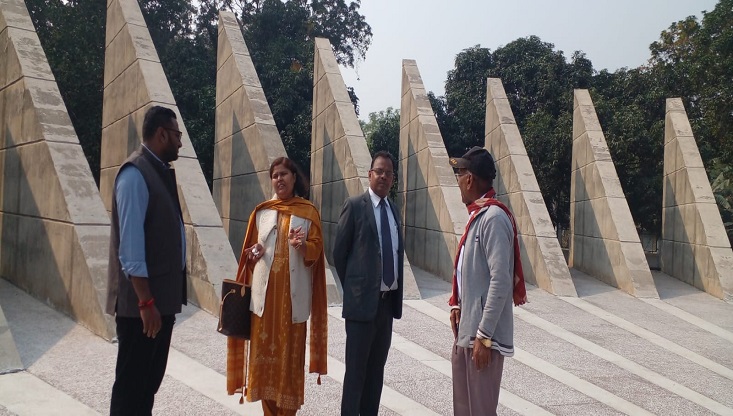 বাংলাদেশে নিযুক্ত ভারতীয় সহকারি হাইকমিশনারের মুজিবনগর পরিদর্শন