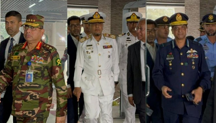 তিন বাহিনী প্রধানের সঙ্গে বৈঠকে ইসি