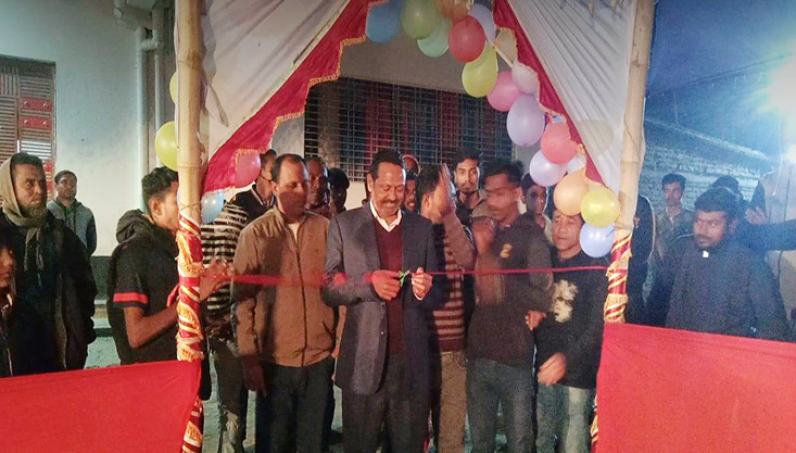 নিউ জাহিদ ডেকোরেটর প্রীতি ব্যাডমিন্টন টুর্নামেন্টের উদ্বোধন