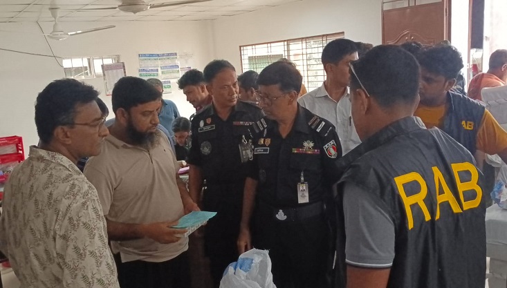 মেহেরপুর র‌্যাবের অভিযানে বিপুল পরিমান নকল বিড়ি জব্দ