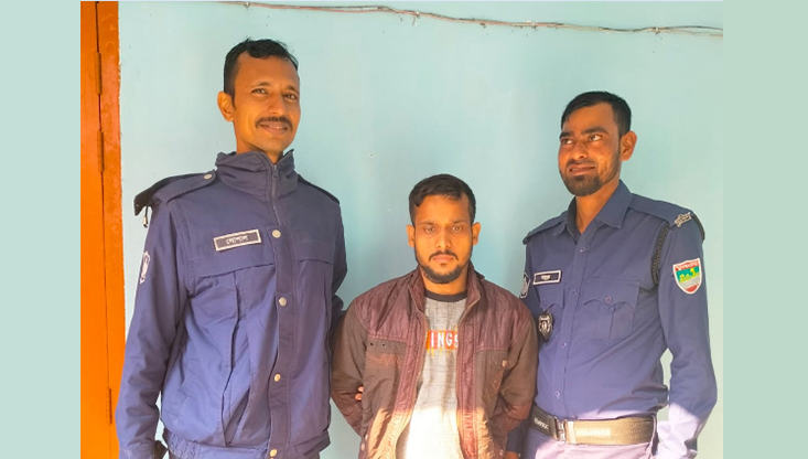 গাংনীতে পর্ণোগ্রাফি মামলায় গ্রেফতার-১