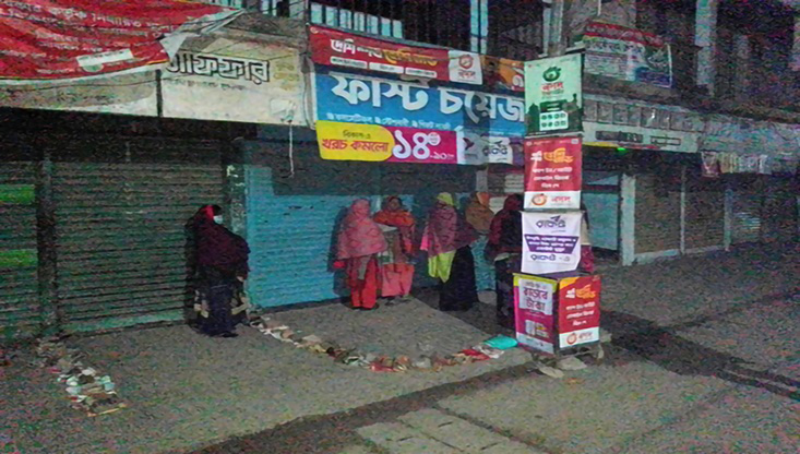 মেহেরপুরে ওএমএস এখন অমানবিক