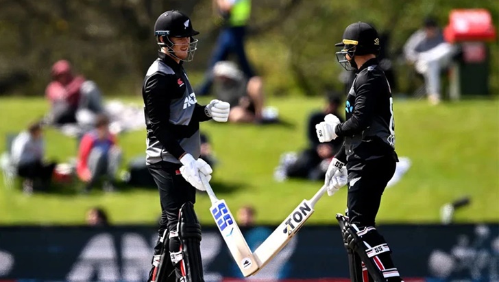 বাংলাদেশকে বড় টার্গেট দিলেন কিউইরা