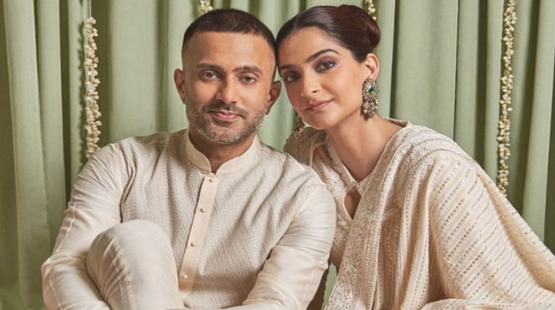 সোনম কাপুরের বাসা থেকে সাড়ে ৩ কোটি রুপির অলঙ্কার চুরি