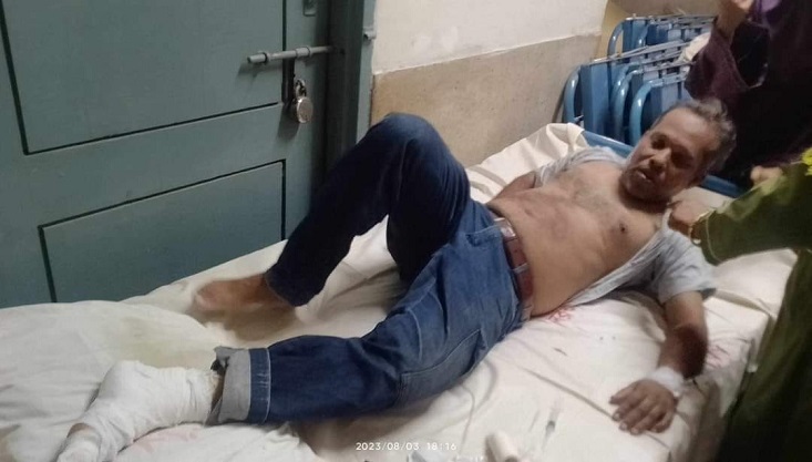 মেহেরপুরে সড়ক দুর্ঘটনায় সাংবাদিক সুমন আহত