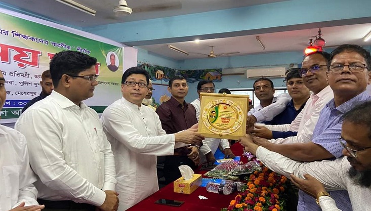 প্রাথমিক বিদ্যালয়ের শিক্ষকদের ভূমিকা সবার আগে-জনপ্রশাসন প্রতিমন্ত্রী