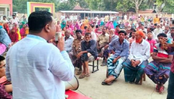 গাংনীর বালিয়াঘাট গ্রামে ওয়ার্ড সভা অনুষ্ঠিত