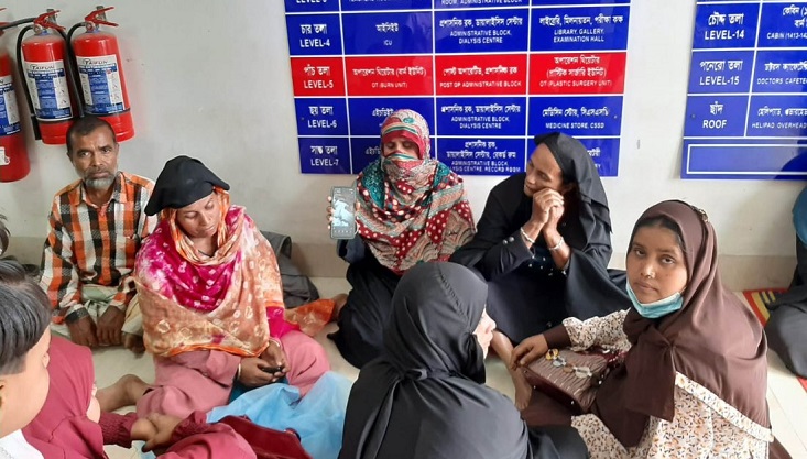 দগ্ধ ও আহতরা কাতরাচ্ছেন হাসপাতালে