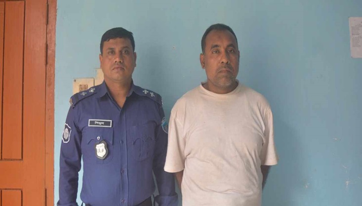 গাংনী থানা পুলিশের অভিযানে আমৃত্যু দন্ডপ্রাপ্ত আসামি গ্রেফতার