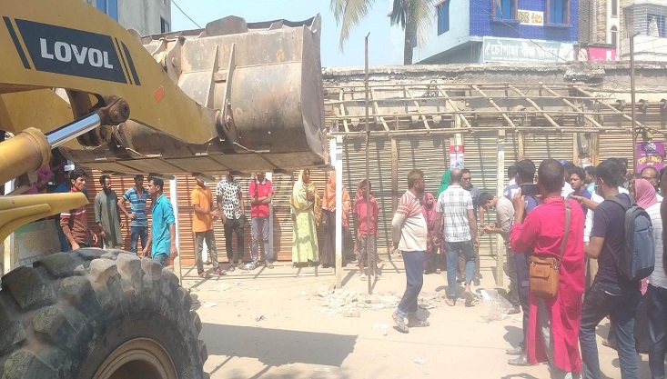 গাংনীতে উচ্ছেদ অভিযানে স্বজন প্রীতির অভিযোগ