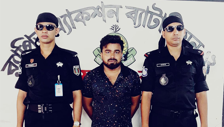 মেহেরপুরে র‌্যাবের অভিযানে ৭ কেজি গাঁজাসহ আটক-১