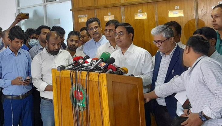 ৩০০ আসনেই ভোট হবে ব্যালটে