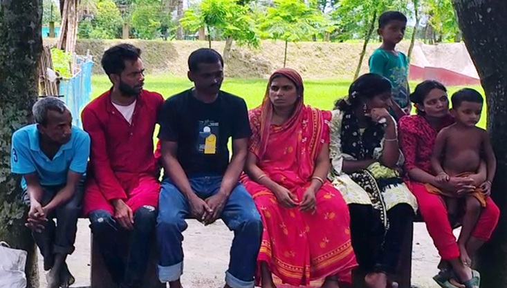 গাংনীর রংমহল সীমান্তে ৮ জনকে ঠেলে পাঠালো বিএসএফ