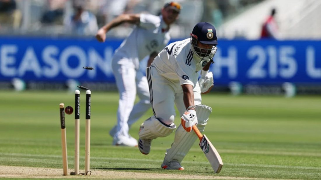 ছক্কা ও ফিফটিতে পান্তের যত কীর্তি