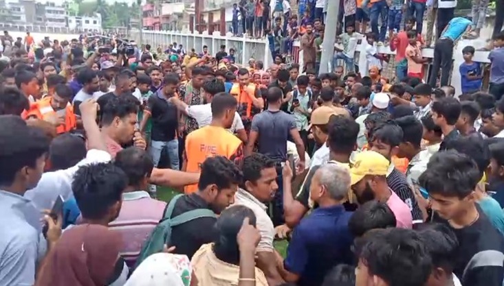 মেহেরপুর গড় পুকুরে ডুবে স্কুল ছাত্রের মৃত‍্যু