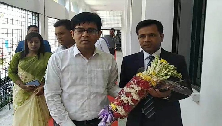 মেহেরপুরে নবাগত জেলা প্রশাসক মোহাম্মদ আজিজুল ইসলামের যোগদান