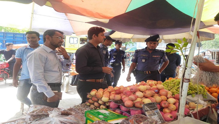 গাংনীতে জাতীয় ভোক্তা অধিকারের অভিযানে ২ ব্যবসায়ীর জরিমানা