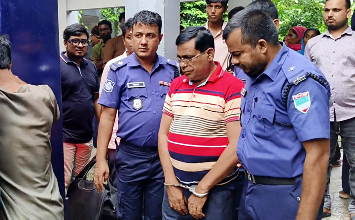 ভারতে যাওয়ার সময় আটক মেহেরপুর জেলা আ.লীগের সাঃ সম্পাদক জেল হাজতে