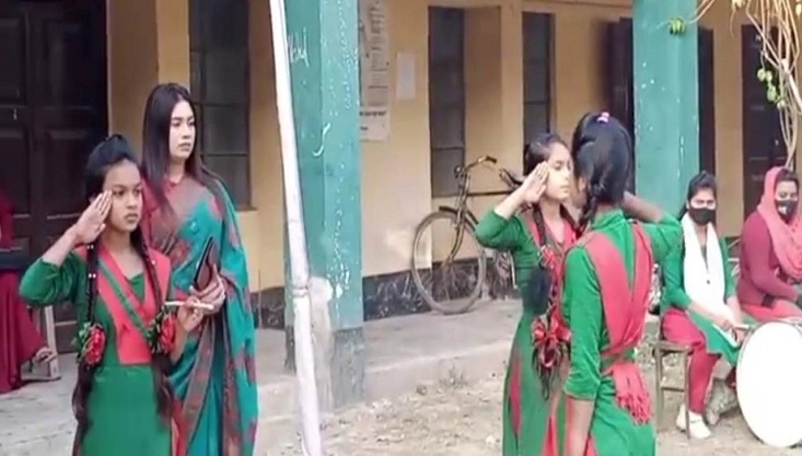 মেহেরপুর এক নারীকে গার্ড অব অনার দেয়া নিয়ে বিতর্ক