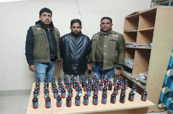 মুজিবনগরে ৬০ বোতল ফেন্সিডিলসহ আটক-১