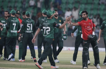 বাংলাদেশ কি হোয়াইটওয়াশ এড়াতে পারবে?