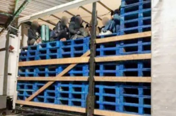 লন্ডন থেকে লরিতে ফ্রান্সে পাচার: ২৩ বাংলাদেশি উদ্ধার