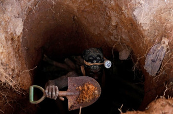 নাইজেরিয়ার স্বর্ণখনি ধস, শতাধিক প্রাণহানির আশঙ্কা