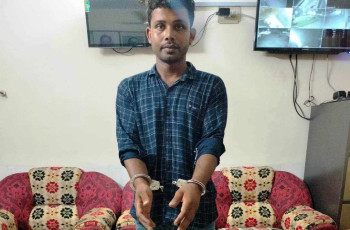 গাংনীতে বিজিবির হ্যান্ডকাপসহ পালিয়ে যাওয়া যুবক গ্রেফতার