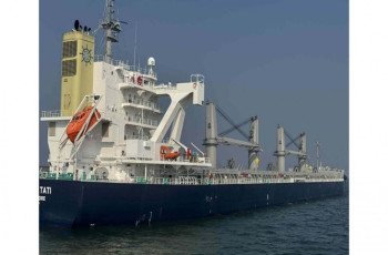 যুক্তরাষ্ট্র থেকে সরাসরি মোংলায় প্রথমবারের মতো এলো গম