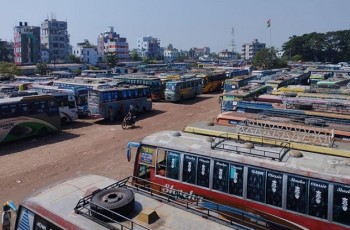 খুলনায় বাস-লঞ্চ চলাচল বন্ধের দায় আ.লীগের নয়