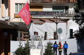 সুইজারল্যান্ডের স্কি রিসোর্টে বিস্ফোরণ, নিহত অন্তত ৪০